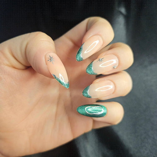 Emerald Muse – Nude & Emerald French Tip Press-On Nails